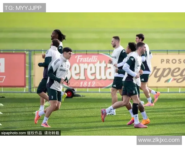 洪卡与英特土尔的巅峰对决谁能笑到最后解析两队战术与球员表现